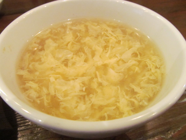 タイガー軒玉子キクラゲ豚炒め定食のスープ