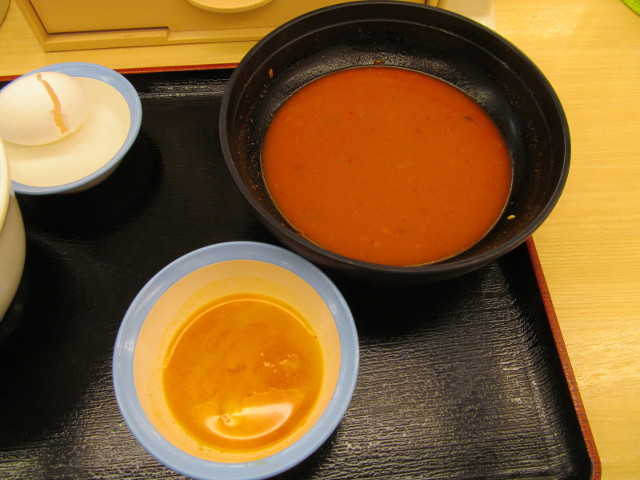 松屋豆腐キムチチゲ膳のチゲの具を完食