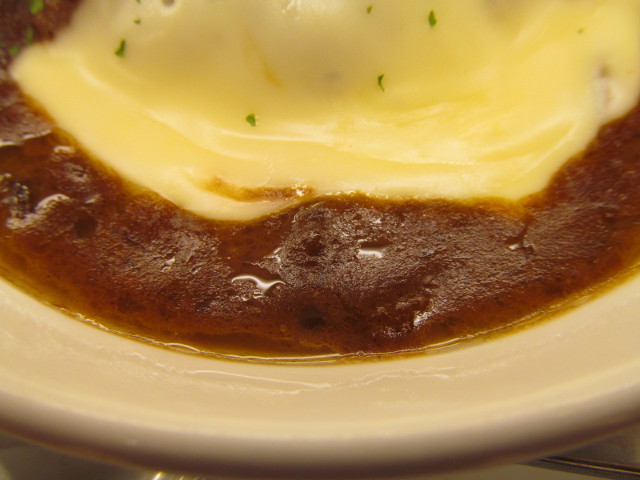 松屋チーズフォンデュハンバーグ定食のブラウンソース