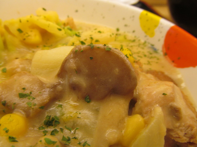 松屋鶏と白菜のクリームシチュー定食のマッシュルーム